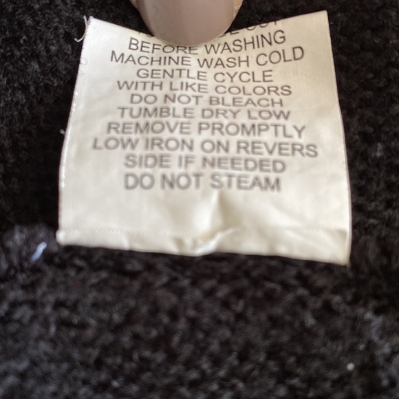 NY long fringed pullover sleeved cape black boho festival hippie fringe - Picture 10 of 11